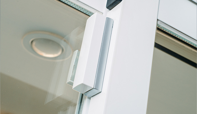 Wireless door and window magnetic sensor
