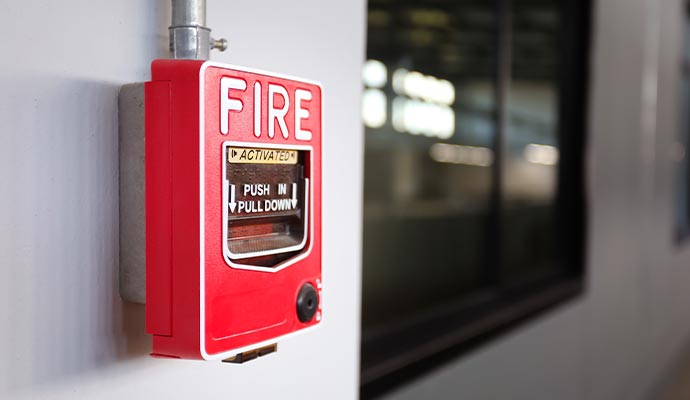 Commercial fire alarm manual pull station