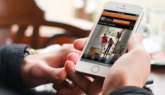 Real time home monitoring on smart phone
