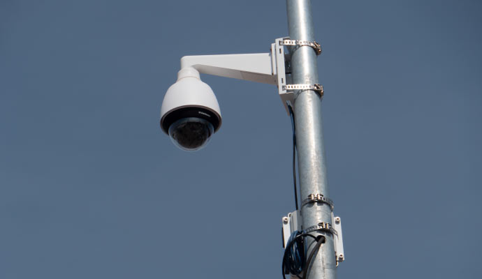 Pole mount camera